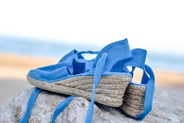 How to clean espadrilles - Be careful with any heat source!