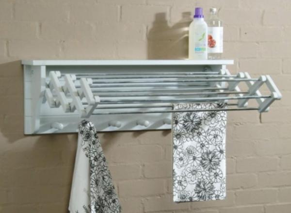 Types of clothesline for your clothes - A clothesline fixed to the wall 