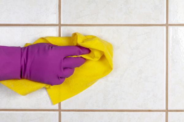 How to remove silicone from tiles - Use ether to remove silicone from tiles