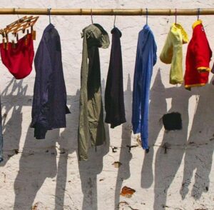 How to classify clothes to wash