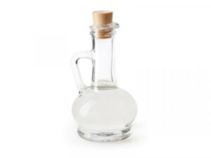 DOES VINEGAR DISINFECT?  – Find out!