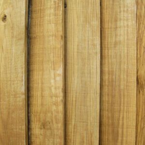 How to clean wood with vinegar and oil