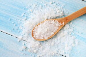 How to cleanse the house of bad energy with sea salt