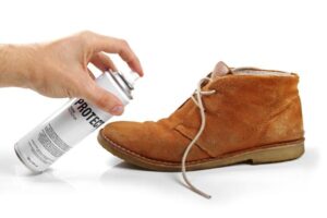 How to remove oil stains from shoes